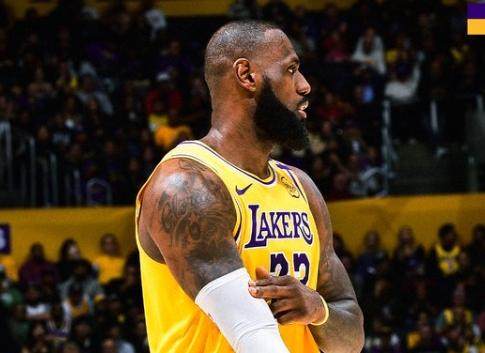 英雄联盟世界赛 赛程-【现场】詹姆斯三双胜76人 拉塞尔不满情绪持续酝酿