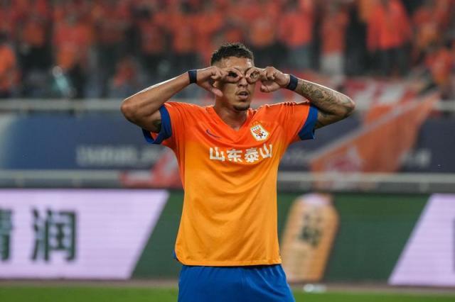 英雄联盟世界赛 赛程-【亚冠】克雷桑破门郑铮头球绝平 泰山2比2平横滨