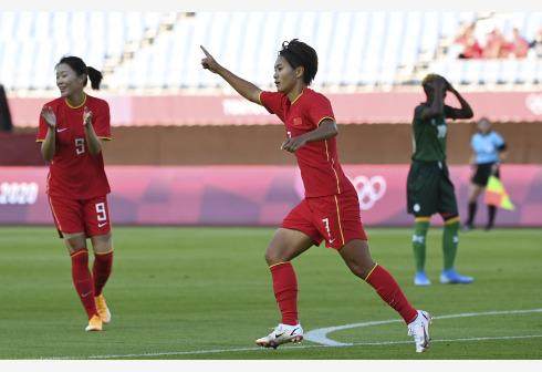 英雄联盟世界赛 赛程-独木难支!王霜完美四喜难换3分 孱弱防线拉后腿