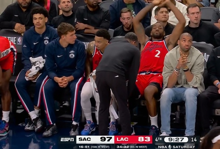 英雄联盟世界赛 赛程-伤不起啊！伦纳德防守时又被撞到&amp;一瘸一拐 已确定退赛！